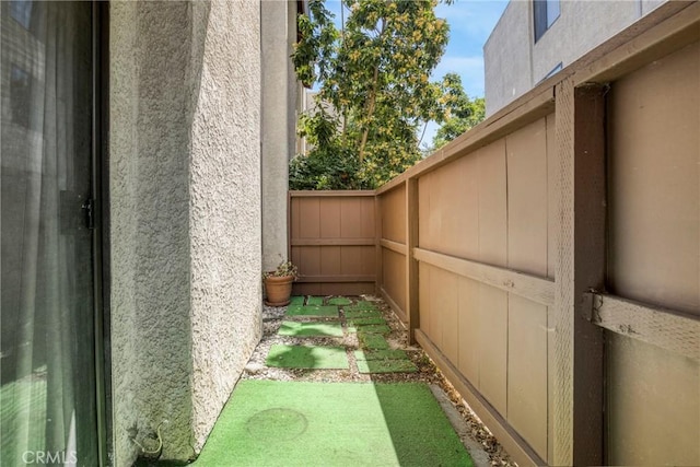 15155 Sherman Way Unit 14, Van Nuys, CA 91405 - view of yard