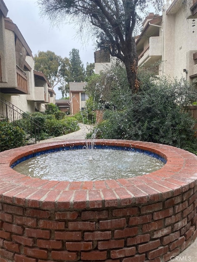 15155 Sherman Way Unit 14, Van Nuys, CA 91405 - view of home's community