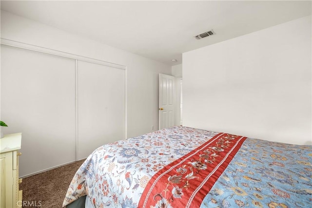 27567 Courtview Dr, Valencia, CA 91354 - bedroom featuring carpet flooring and a closet