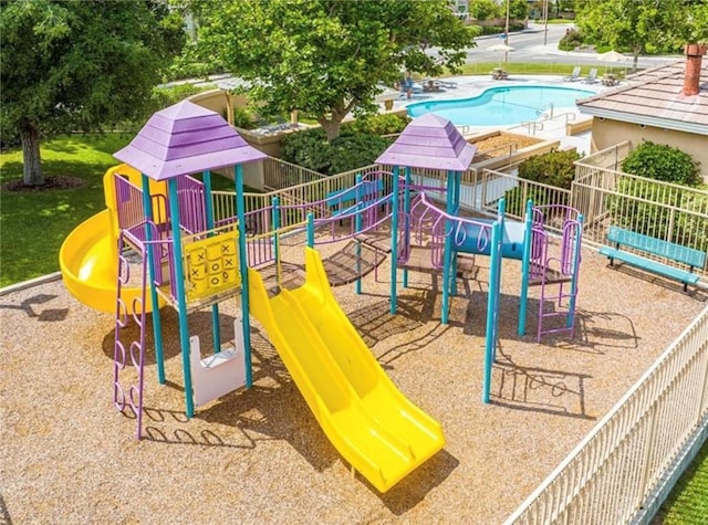 27567 Courtview Dr, Valencia, CA 91354 - community play area featuring fence