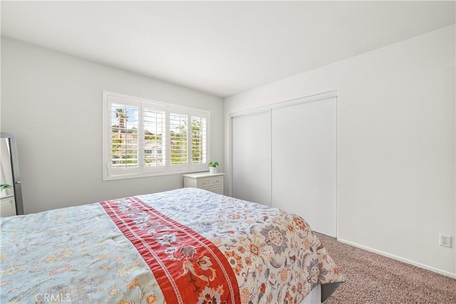 27567 Courtview Dr, Valencia, CA 91354 - bedroom with carpet flooring and a closet