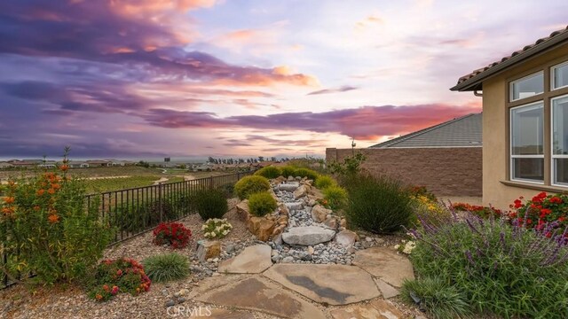 851 Trail View Pl, Nipomo, CA 93444 - view of yard at dusk