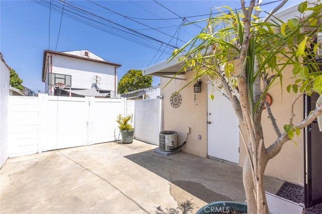 651 Ozone St, Santa Monica, CA 90405 - photo 36