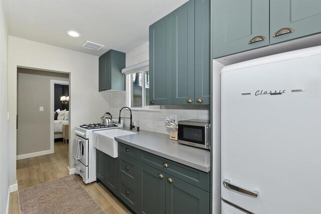 1128 E Country Club Blvd, Big Bear City, CA 92314 - photo 13