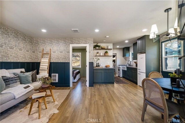 1128 E Country Club Blvd, Big Bear City, CA 92314 - photo 4