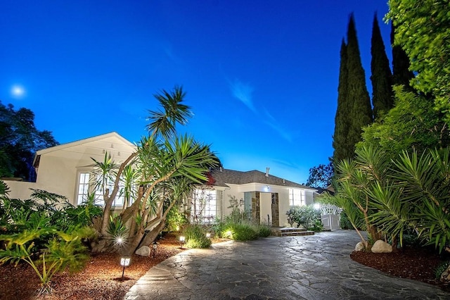 4001 Coldwater Canyon Ave, Studio City, CA 91604 - view of front of house with stucco siding and fence