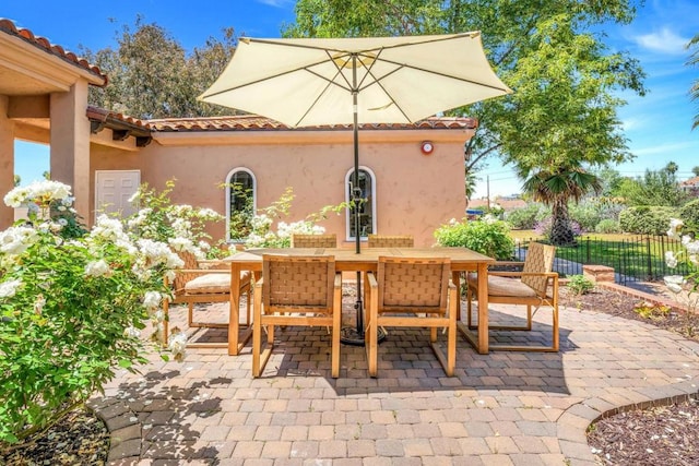 1455 Independence Way, Vista, CA 92084 - view of patio with outdoor dining area