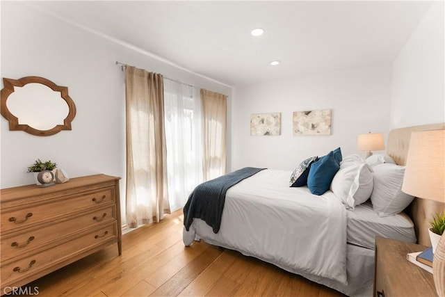 23721 Sarda Rd, Valencia, CA 91355 - bedroom with light wood-style floors and recessed lighting