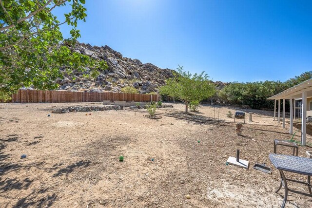 40022 172nd St E, Palmdale, CA 93591 - view of yard