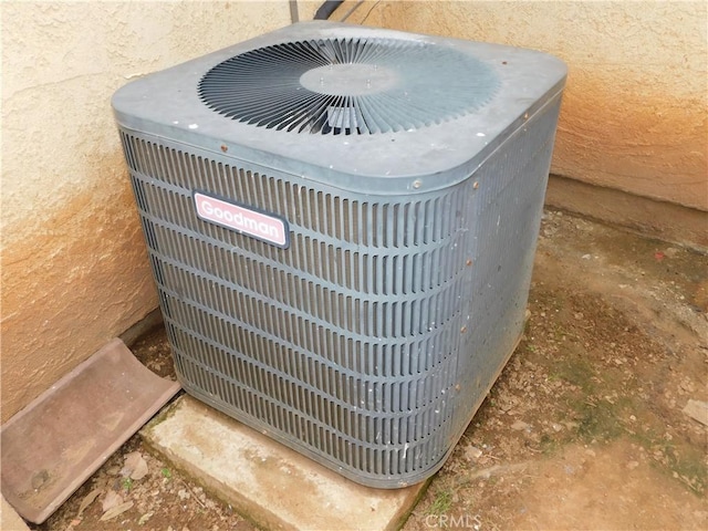 10755 Jasper Ave, Redlands, CA 92374 - exterior view of central AC