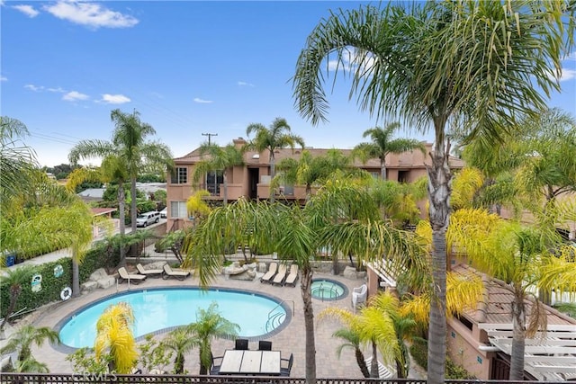 21848 S Vermont Ave Unit 6, Torrance, CA 90502 - community pool with a hot tub and a patio