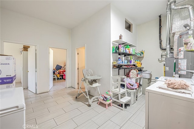38740 25th St E, Palmdale, CA 93550 - laundry room with washer and dryer