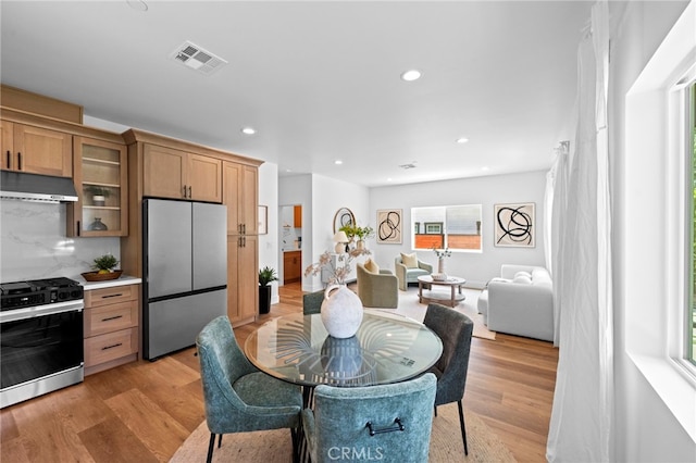 160 S Altadena Dr, Pasadena, CA 91107 - dining room featuring light wood-style floors and recessed lighting