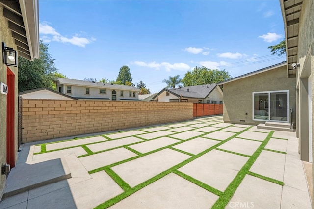 160 S Altadena Dr, Pasadena, CA 91107 - view of patio with a fenced backyard