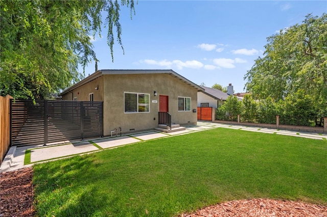 160 S Altadena Dr, Pasadena, CA 91107 - view of front facade with stucco siding and crawl space
