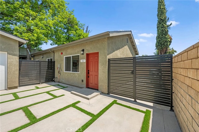 160 S Altadena Dr, Pasadena, CA 91107 - view of outdoor structure with a gate and fence