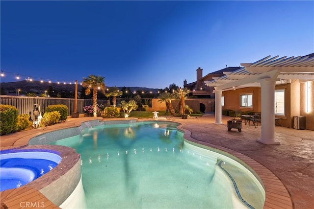 4064 Prestwick Ln, Palmdale, CA 93551 - pool at twilight featuring a pergola, a fenced backyard, a pool with connected hot tub, and a patio