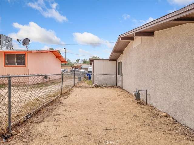 15533 Heartsease Ln, Victorville, CA 92395 - view of yard featuring fence