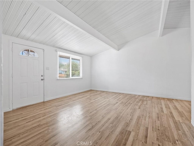 15533 Heartsease Ln, Victorville, CA 92395 - entryway featuring light wood finished floors and baseboards