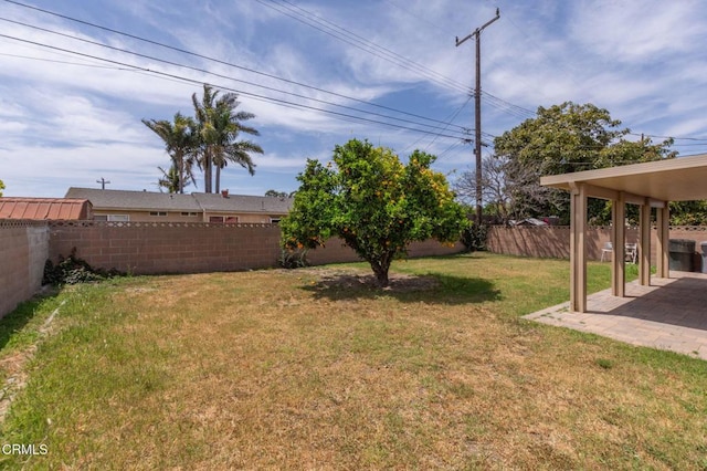 4117 S C St, Oxnard, CA 93033 - fenced backyard featuring a patio
