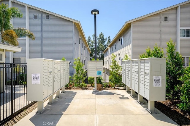 777 S Citrus Ave Unit 266, Azusa, CA 91702 - view of property's community featuring mail area and fence