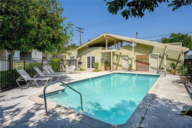 777 S Citrus Ave Unit 266, Azusa, CA 91702 - community pool with fence and a patio