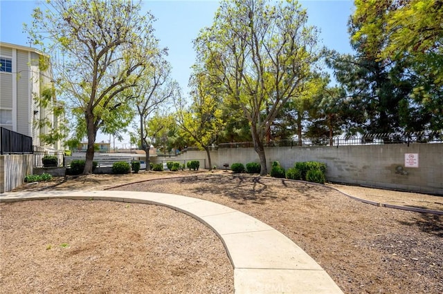 777 S Citrus Ave Unit 266, Azusa, CA 91702 - view of fenced yard