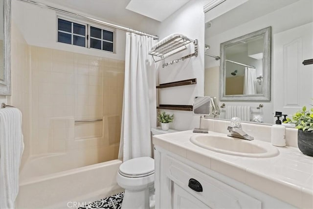 3061 Wood Dr, Cambria, CA 93428 - bathroom with vanity, shower / tub combo with curtain, and toilet