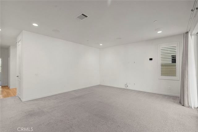 28600 Foothill Way, Saugus, CA 91350 - empty room with light colored carpet, recessed lighting, and baseboards