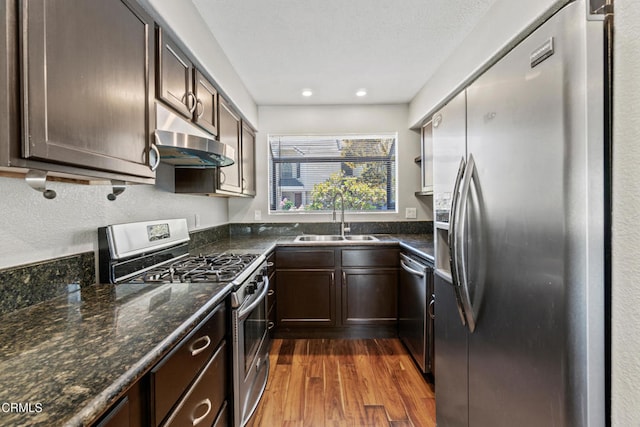 9540 Telegraph Rd Unit 18, Ventura, CA 93004 - photo 11