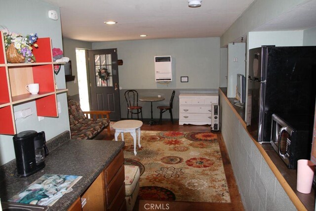 2205 Freeman Dr, Pine Mountain Club, CA 93225 - living room with heating unit and recessed lighting