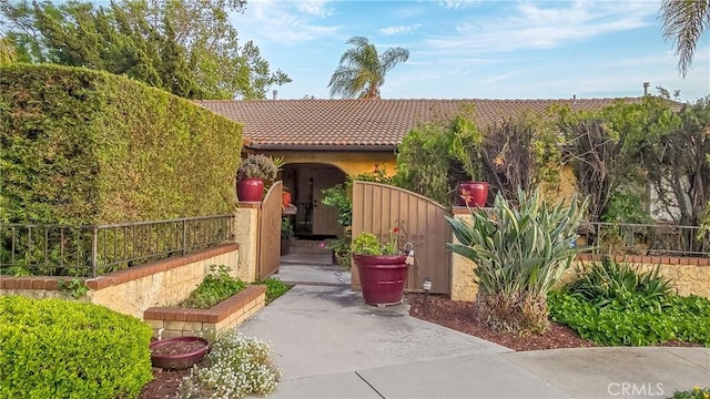 472 Heidelburg Ln, Claremont, CA 91711 - photo 1