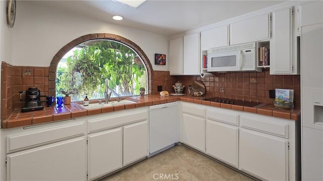 472 Heidelburg Ln, Claremont, CA 91711 - photo 15