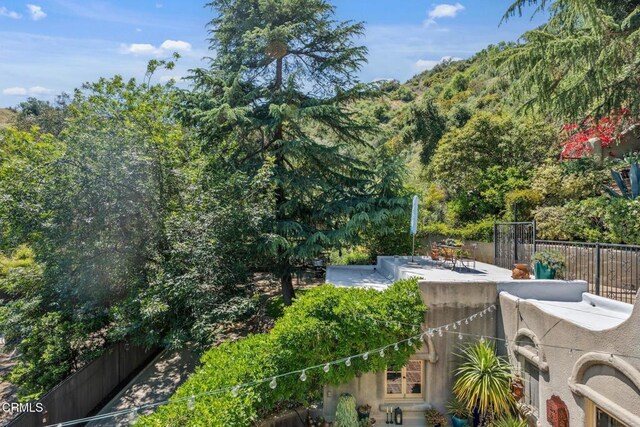 2707 Hermosita Dr, Glendale, CA 91208 - exterior space