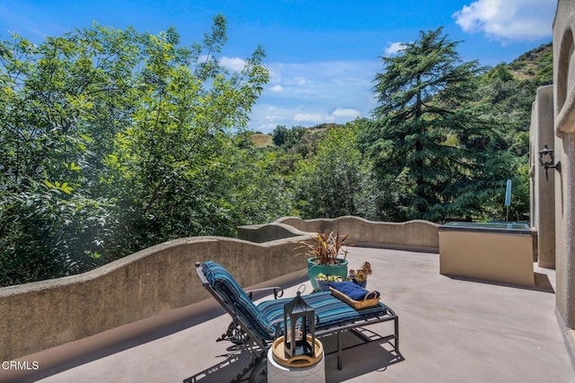 2707 Hermosita Dr, Glendale, CA 91208 - view of patio