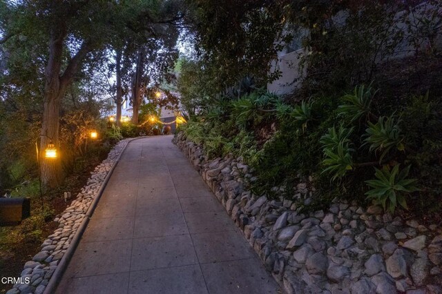 2707 Hermosita Dr, Glendale, CA 91208 - view of home's community
