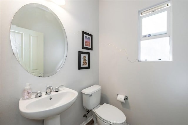 80 Great Lawn, Irvine, CA 92620 - bathroom featuring a sink and toilet