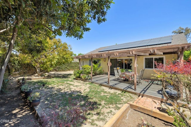 1093 Hickory View Cir, Camarillo, CA 93012 - view of yard featuring a pergola, a deck, and outdoor dining area