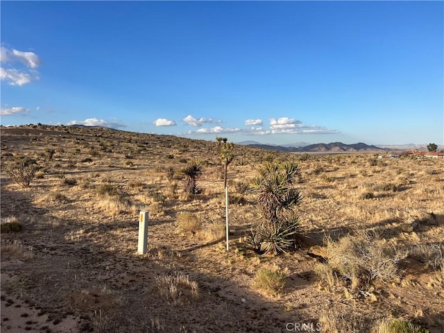 3 Ocotillo, Apple Valley, CA 92308