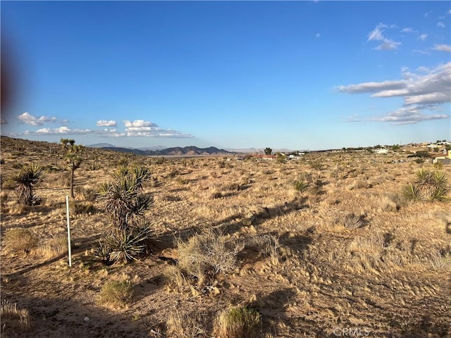 3 Ocotillo, Apple Valley, CA 92308