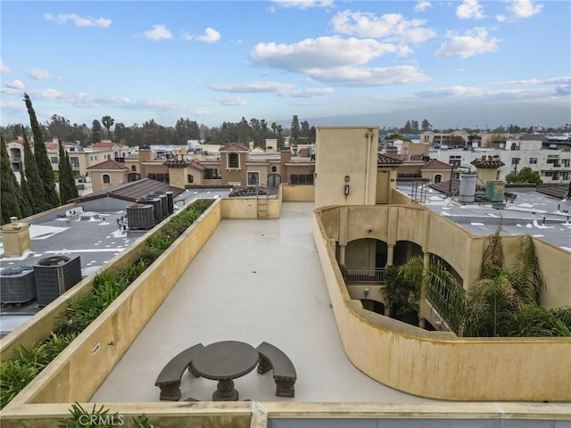 12044 Hoffman St Unit 204, Studio City, CA 91604 - view of home's community with a residential view