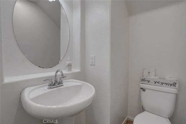 53 Via Palacio, San Clemente, CA 92673 - bathroom featuring a sink and toilet