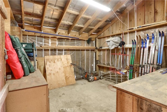 7072 Cranes Nest Rd, Mariposa, CA 95338 - view of storage area