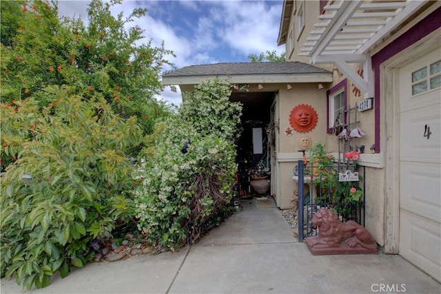 4374 Briggs Ln, Merced, CA 95348 - doorway to property with stucco siding
