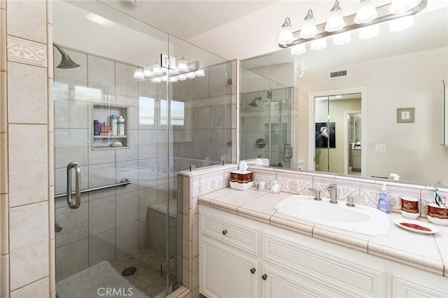 161 W Loretto Ct, Claremont, CA 91711 - full bath featuring a stall shower and vanity