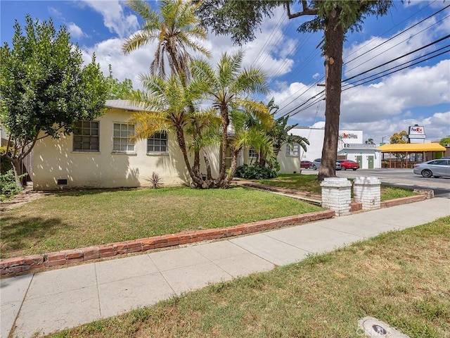 137 N Rose St, Burbank, CA 91505 - view of front of property featuring a front lawn and stucco siding