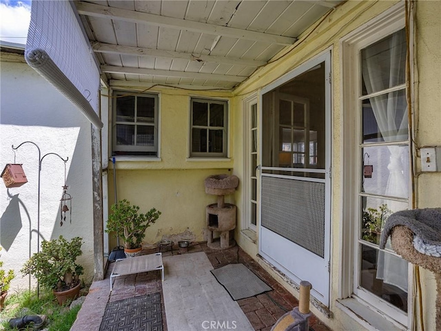 137 N Rose St, Burbank, CA 91505 - entrance to property featuring stucco siding