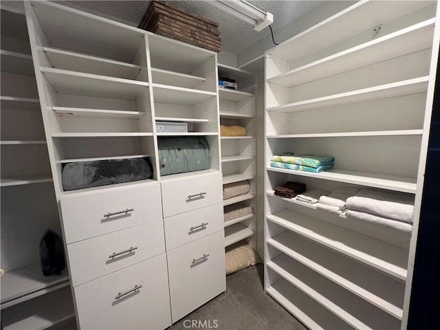 470 S Calle Encilia Unit B11, Palm Springs, CA 92262 - view of spacious closet