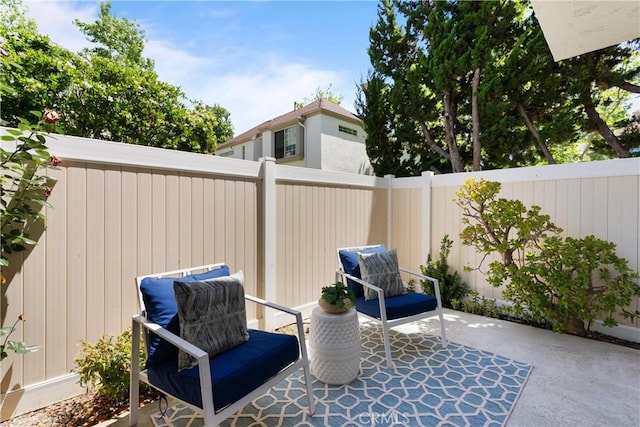 23622 Wakefield Ct Unit 69, Laguna Niguel, CA 92677 - view of patio / terrace featuring fence