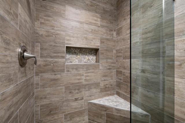 4402 Shearwater Way, Oceanside, CA 92057 - bathroom featuring a tile shower